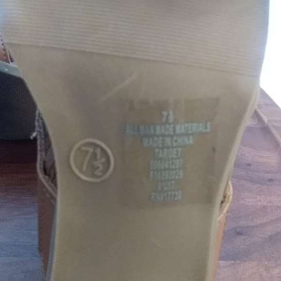 Open Toe Sandals - Picture 5 of 6